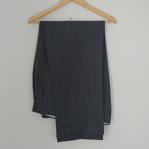 COPPLEY | Suit Jacket and Pleated Trousers - Picture 7 of 10